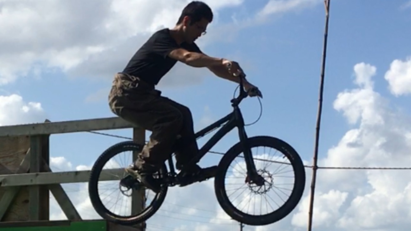 シュン🚲⛺️