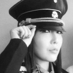 小室 芹奈