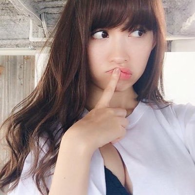 なぜ憧れが一条葵ちゃんなんですか 最近だと門りょうちゃんとかエンリケちゃんが人気ですよね 葵ちゃんをバカにしてる Peing 質問箱