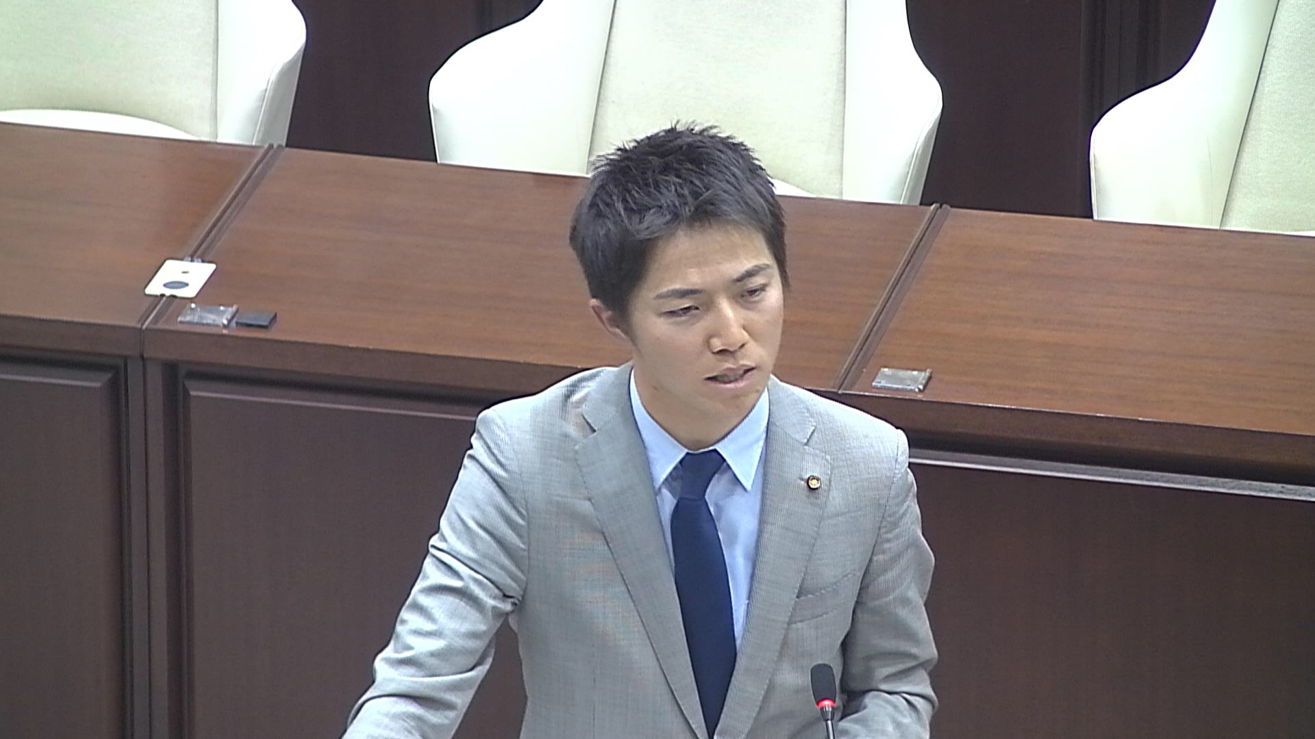貴志信智
