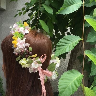 お花とゲームが好きな淑女
