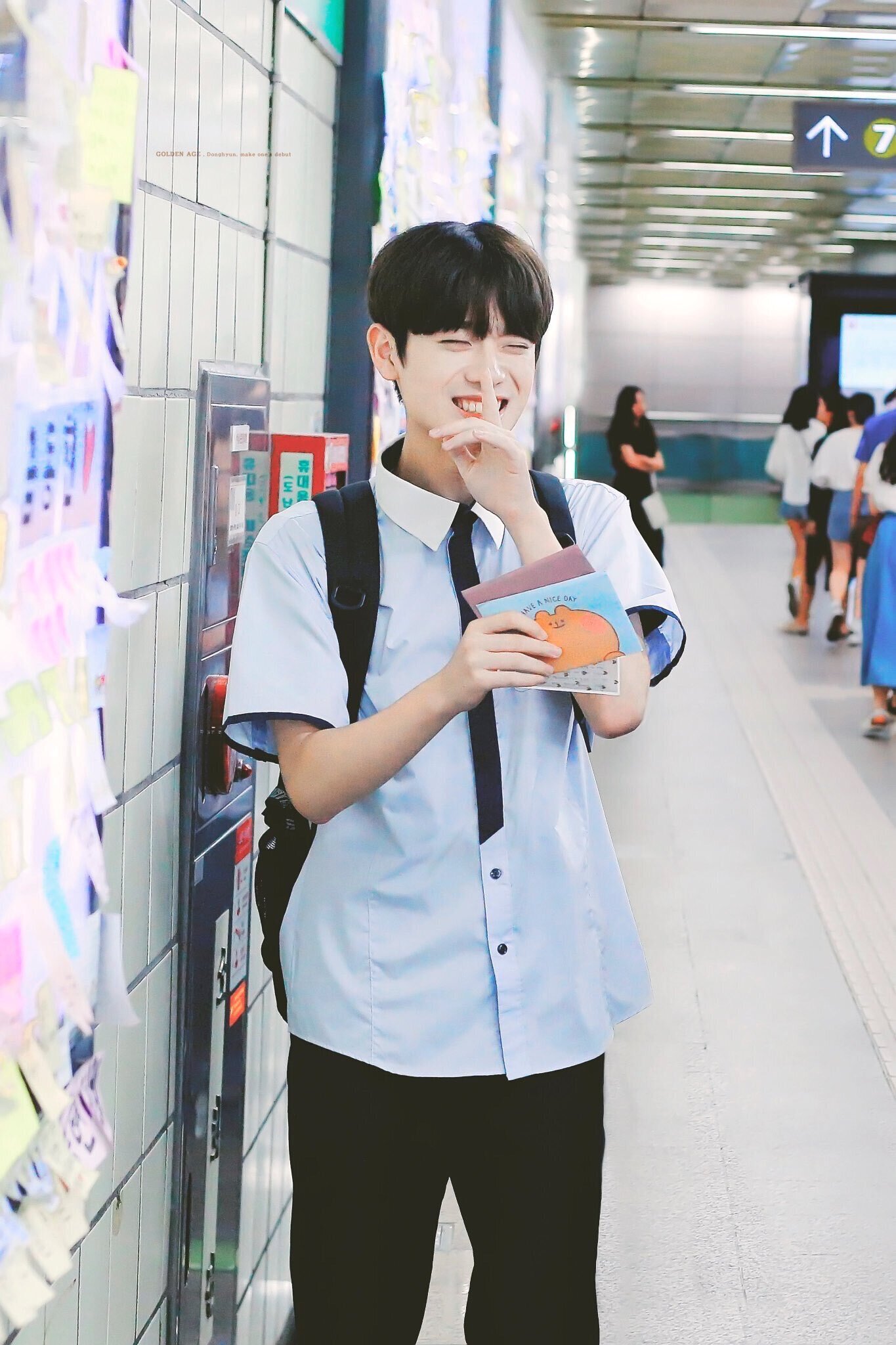 허우적