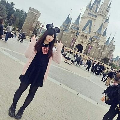 やすのめぐみ